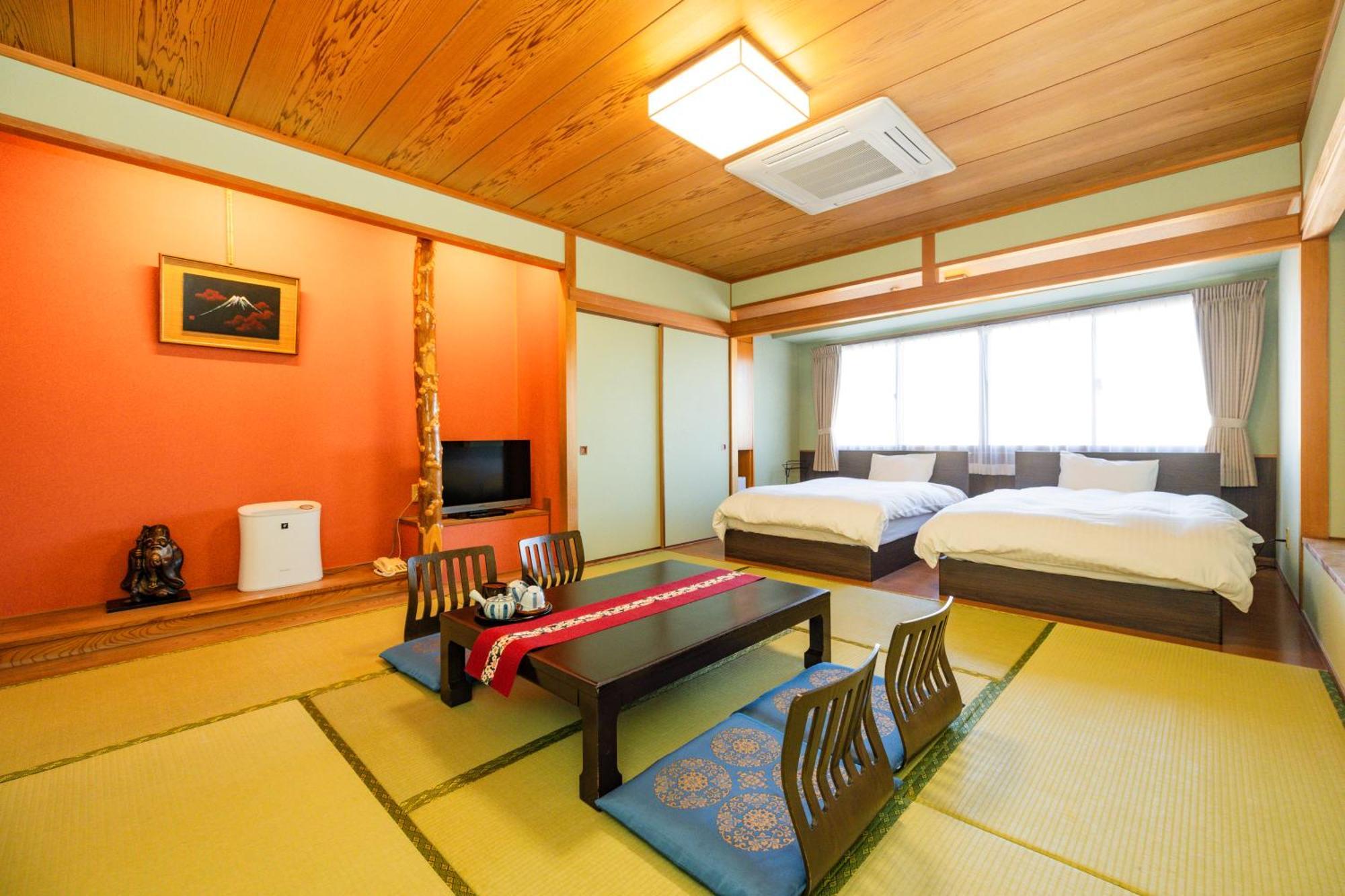 Hotel Takasago Kōchi Buitenkant foto