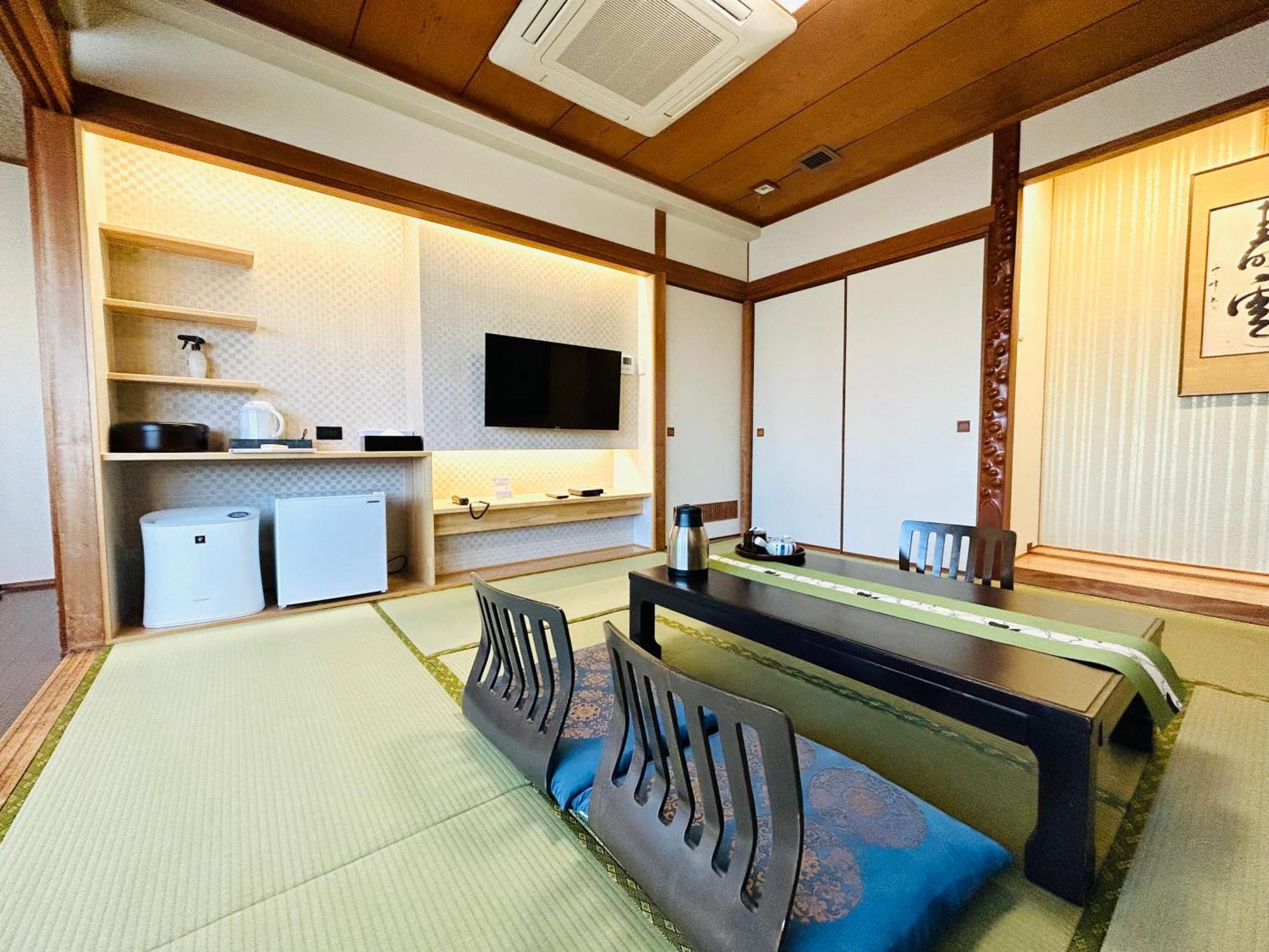 Hotel Takasago Kōchi Kamer foto