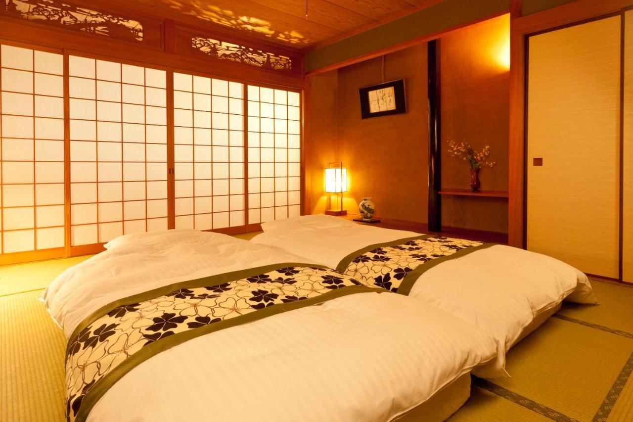 Hotel Takasago Kōchi Buitenkant foto